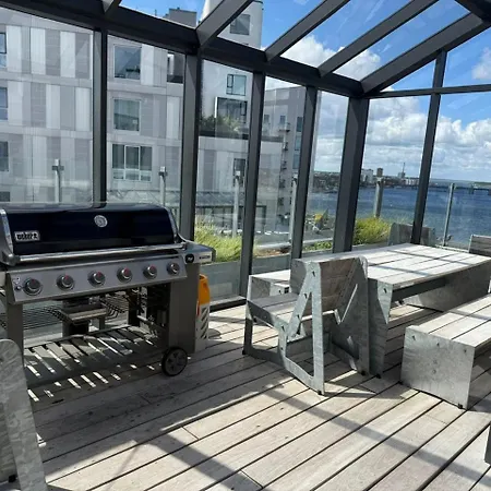 Exclusive Aalborg Harbourfront Apartment With Private Entrance Exterior photo